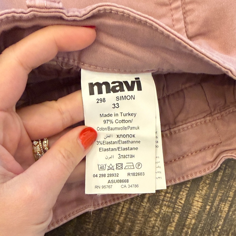 Mavi Men's Dusty Pink Flat Front Shorts - Picture 3 of 9